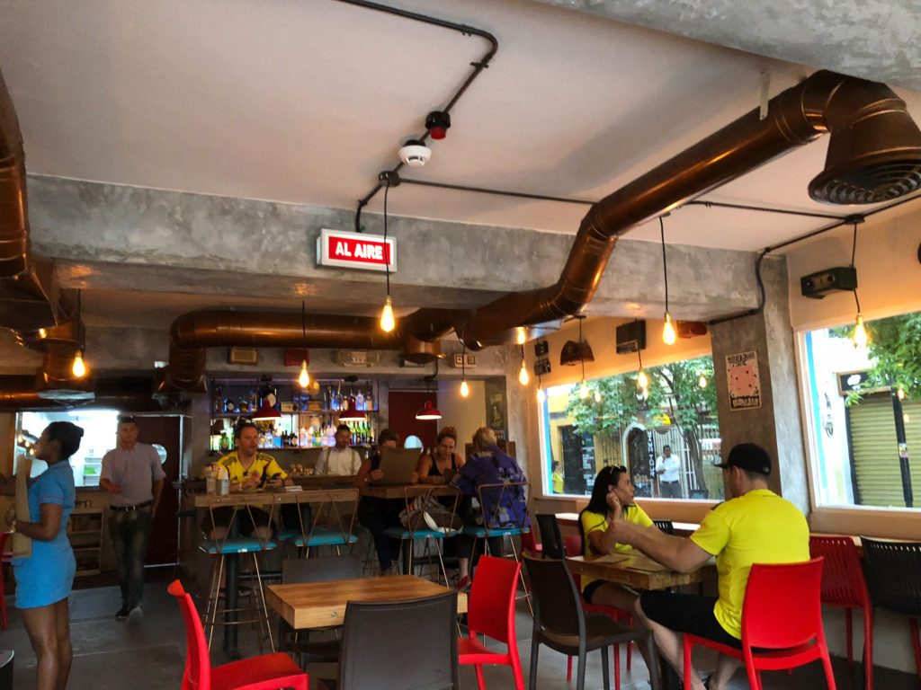 Radio Bar - Santa Marta